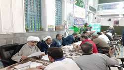 برگزاری میز خدمت در مسجد الزهرا(س) سمنان توسط بازرسی کل استان